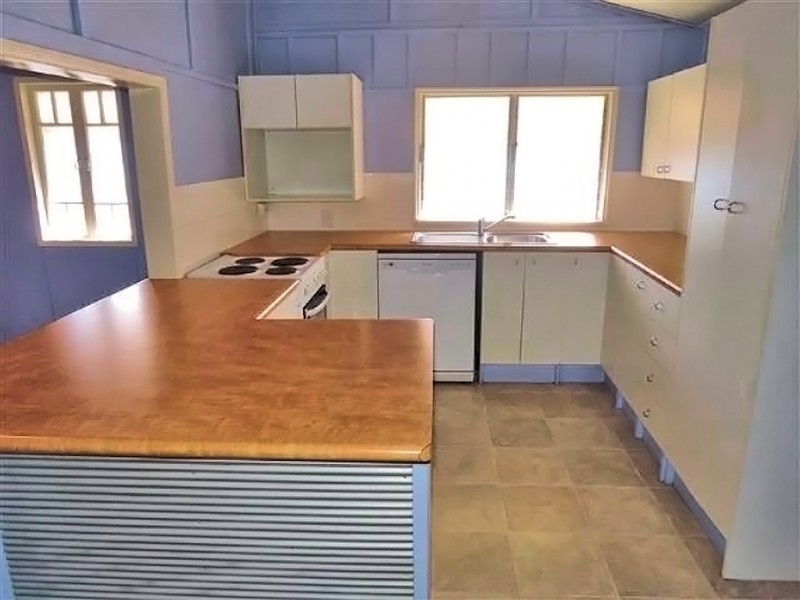 5 Humphrey Street, West End QLD 4810