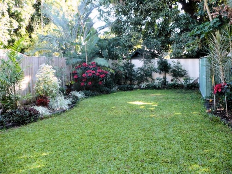 5 Humphrey Street, West End QLD 4810