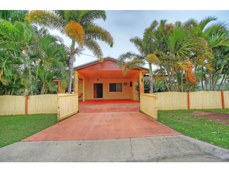2A Vivian Street, Pimlico QLD 4812