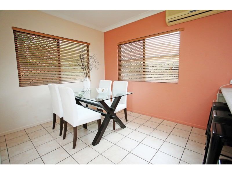 2A Vivian Street, Pimlico QLD 4812