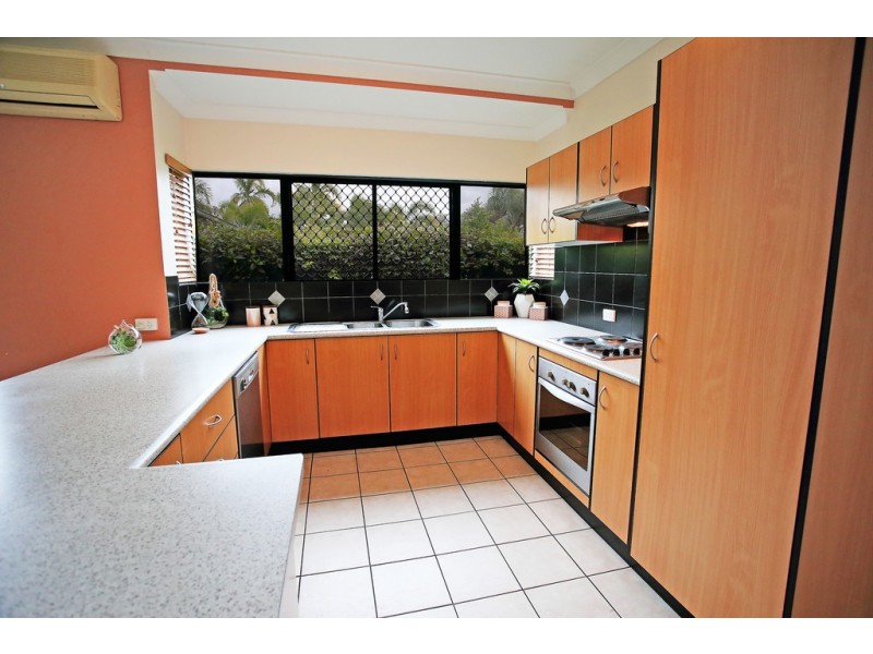 2A Vivian Street, Pimlico QLD 4812