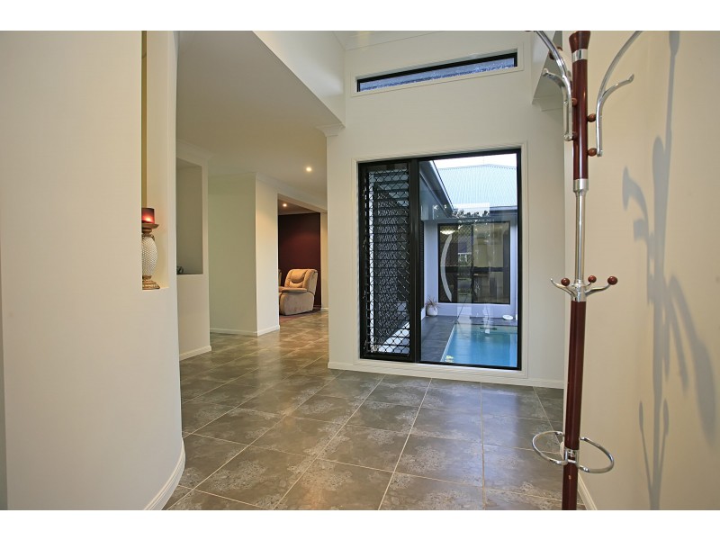 20 Fitzallan Street, Bushland Beach QLD 4818