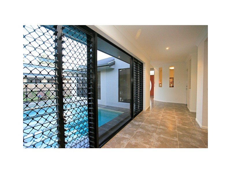 20 Fitzallan Street, Bushland Beach QLD 4818