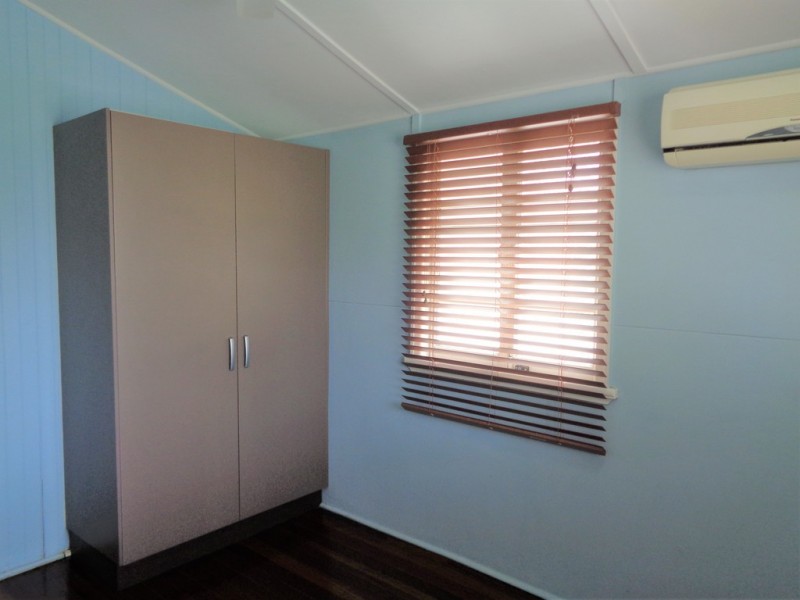 47 Goldring Street, Hermit Park QLD 4812