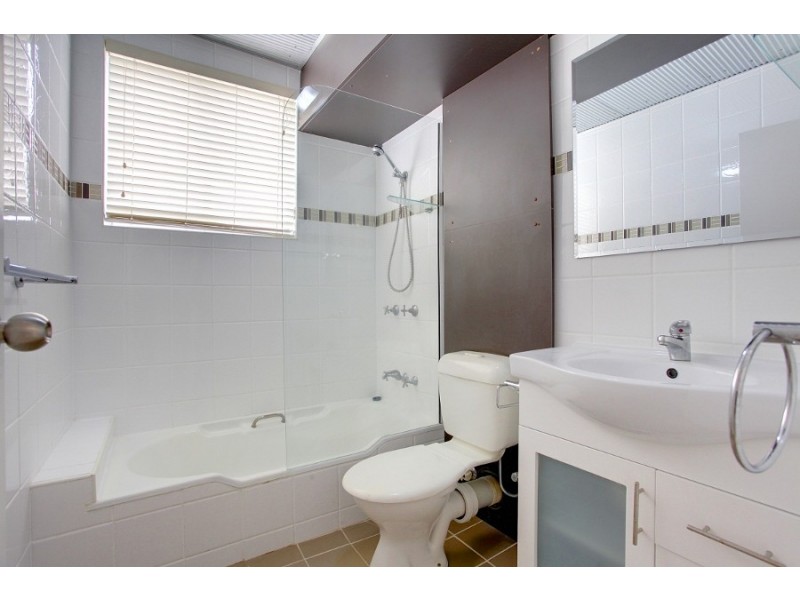 4/23 Gregory Street, North Ward QLD 4810