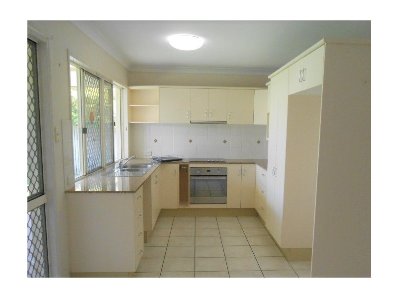 15 Lomond Street, Kirwan QLD 4817