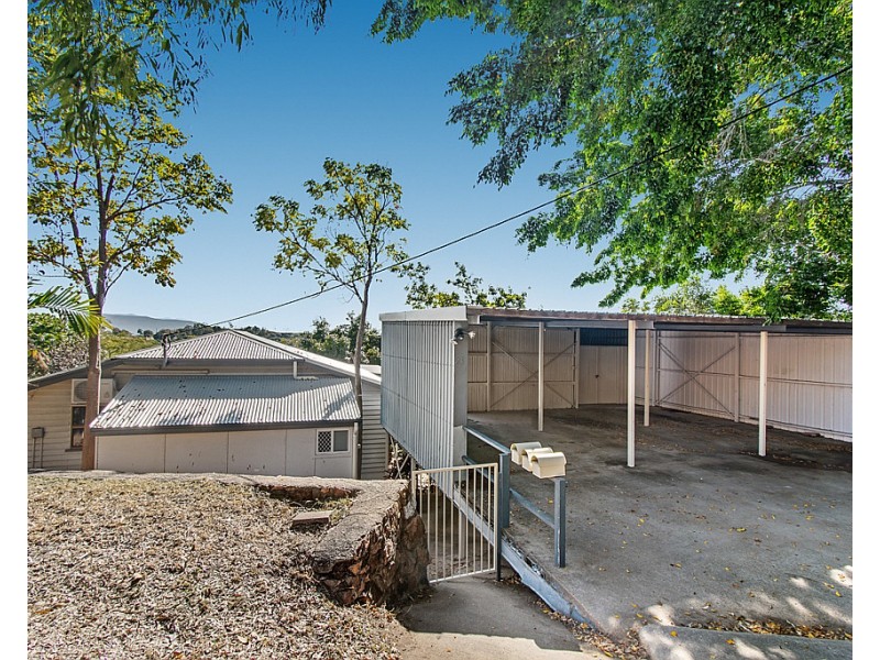 23 Gilbert Crescent, Castle Hill QLD 4810