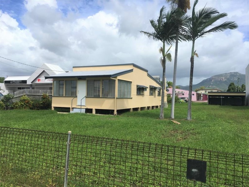 248 Ross River Road, Aitkenvale QLD 4814