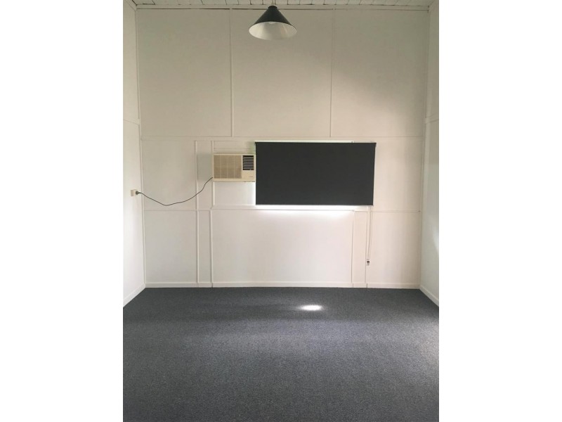 248 Ross River Road, Aitkenvale QLD 4814