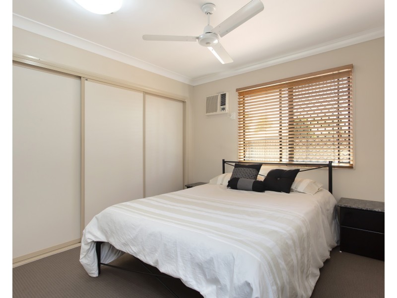 26 Eshelby Street, Bushland Beach QLD 4818