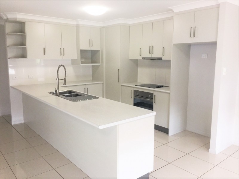 1 Girraween Avenue, Douglas QLD 4814