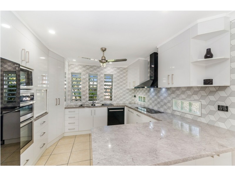 4 Eureka Crescent, Kirwan QLD 4817