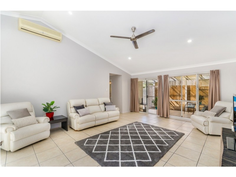 4 Eureka Crescent, Kirwan QLD 4817