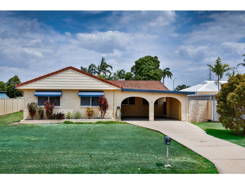 28 Whitsunday Drive, Kirwan QLD 4817