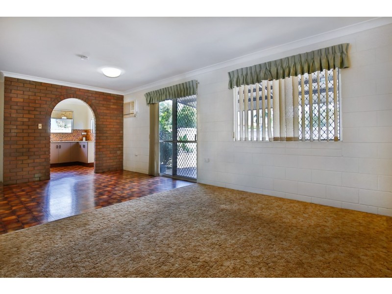 28 Whitsunday Drive, Kirwan QLD 4817