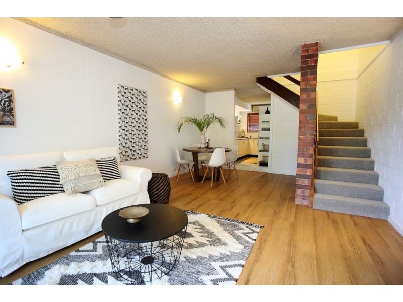 1/57 Alexandra Street, North Ward QLD 4810