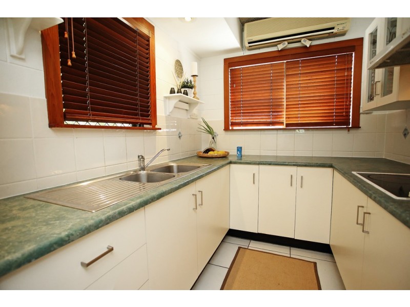 1/57 Alexandra Street, North Ward QLD 4810