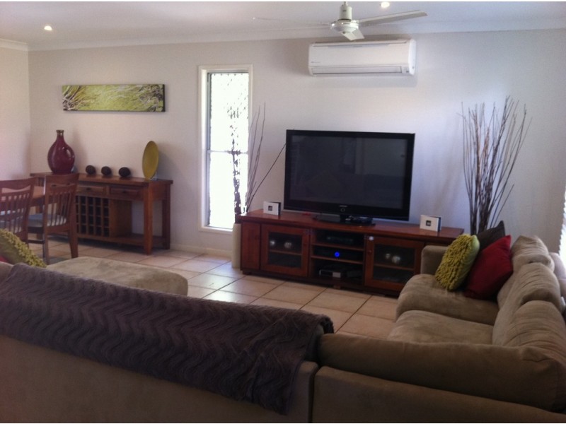 13 Sweetgum Place, Kirwan QLD 4817