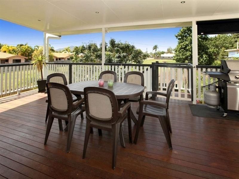 2 Spring street, Hermit Park QLD 4812