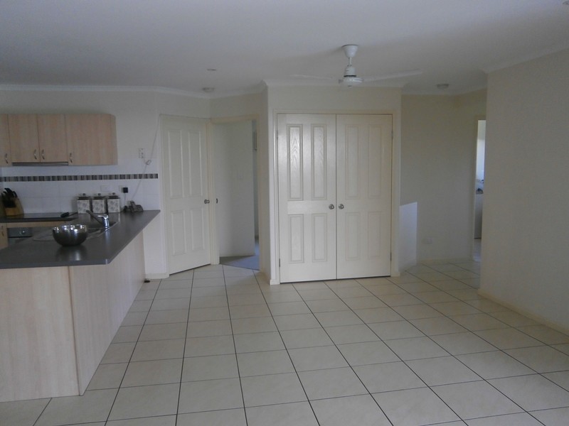 60 Woodwark Drive, Bushland Beach QLD 4818