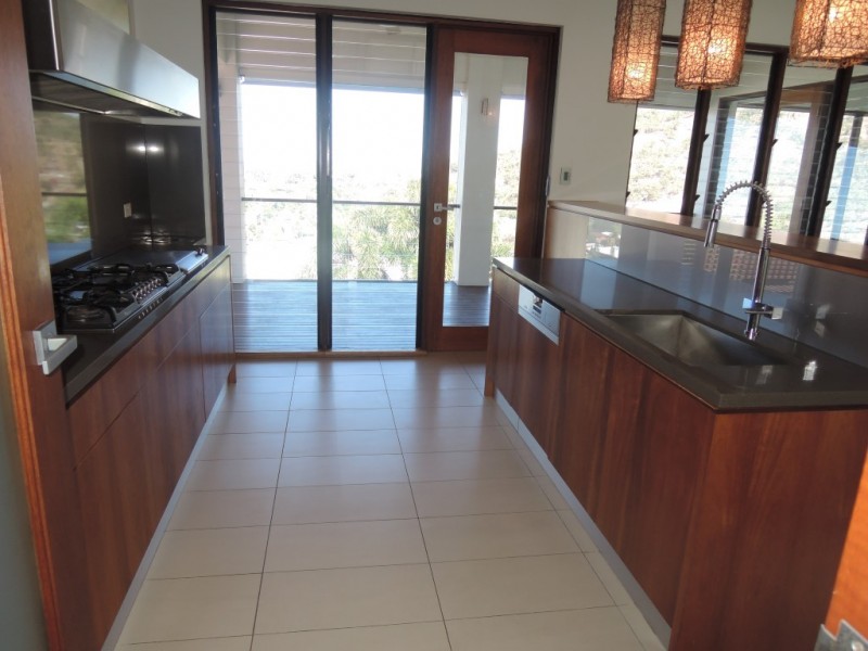 7A Glamis Court, Castle Hill QLD 4810