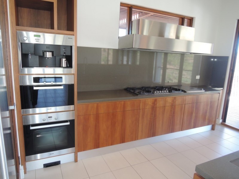 7A Glamis Court, Castle Hill QLD 4810