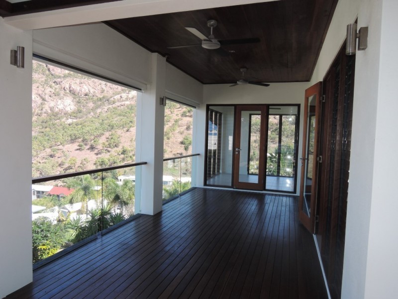 7A Glamis Court, Castle Hill QLD 4810