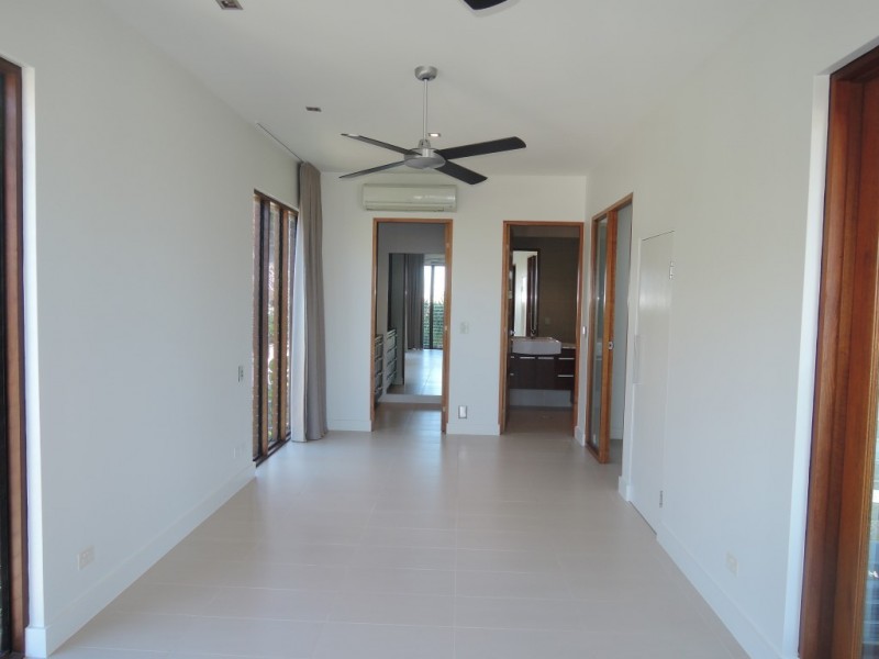 7A Glamis Court, Castle Hill QLD 4810