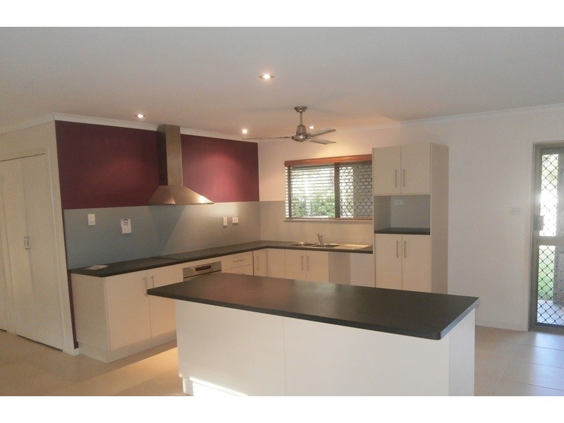 75 Mount Low Parkway, Mount Low QLD 4818