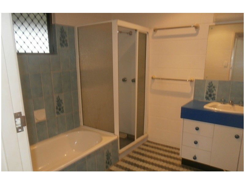 75 Mount Low Parkway, Mount Low QLD 4818