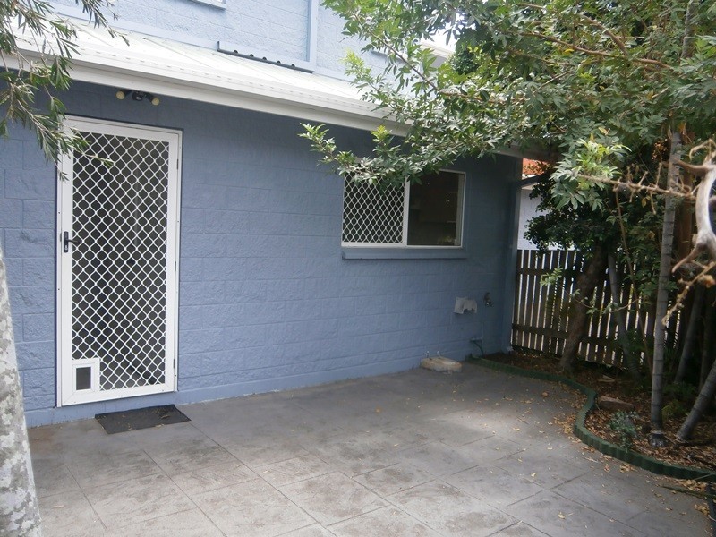 2/38 Park Street, Pimlico QLD 4812
