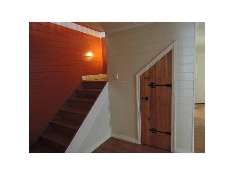 23 Clarendon Street, Hyde Park QLD 4812