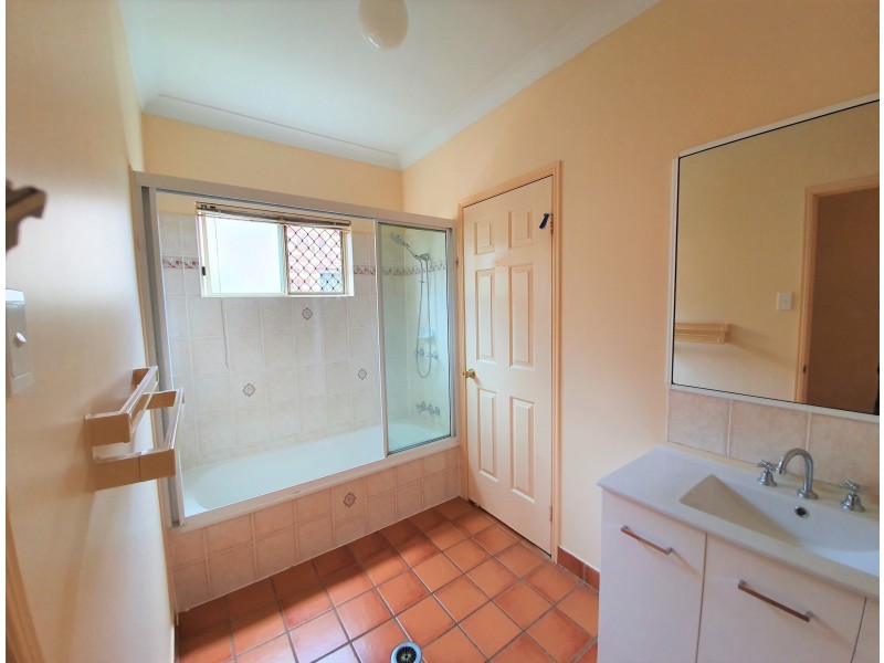 79 Florida Place, Kirwan QLD 4817