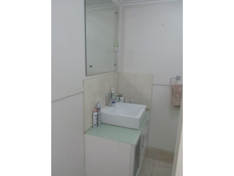 104 Tenth Avenue, Railway Estate QLD 4810