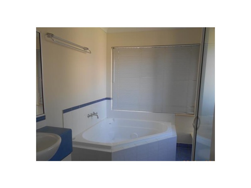 18 Brickondon Crescent, Annandale QLD 4814