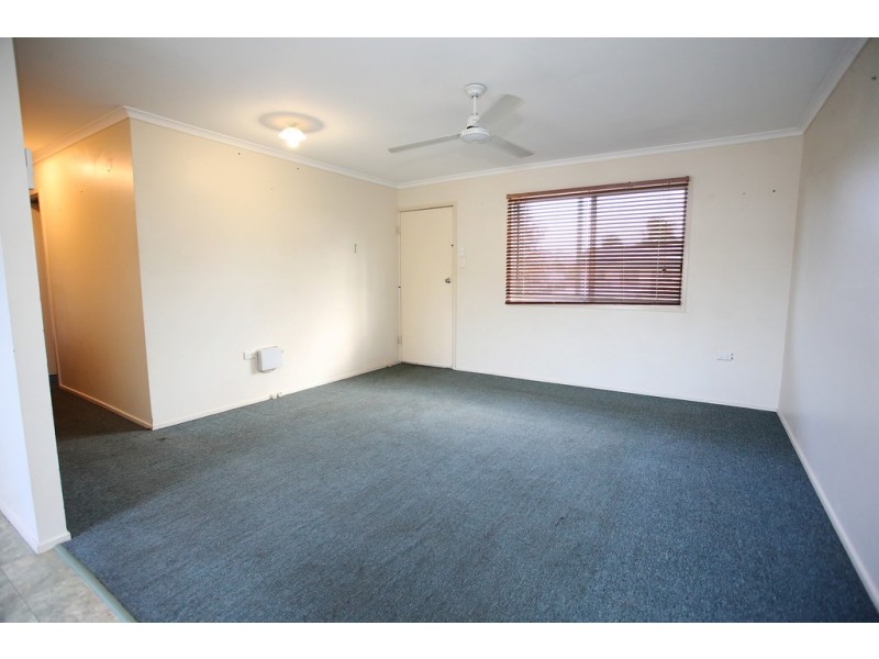 10 Hart Street, Kirwan QLD 4817