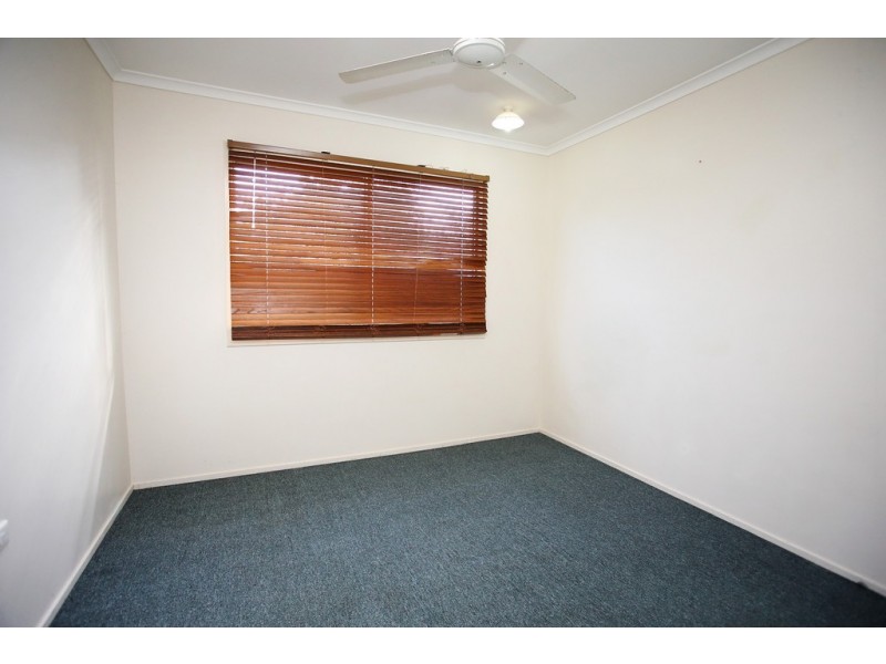 10 Hart Street, Kirwan QLD 4817