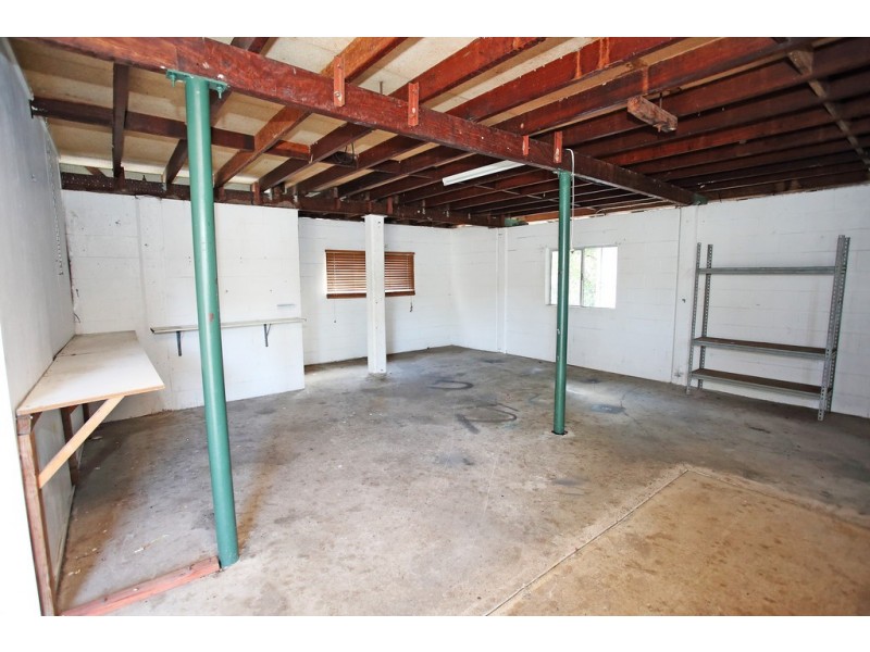 10 Hart Street, Kirwan QLD 4817