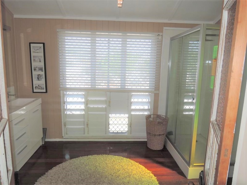 14 Carmody Street, Hermit Park QLD 4812