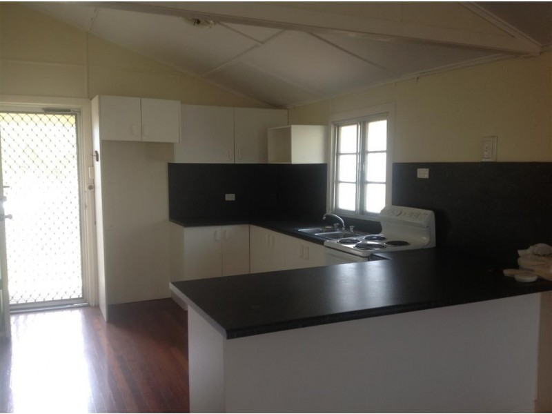 9 Urquhart Street, Currajong QLD 4812