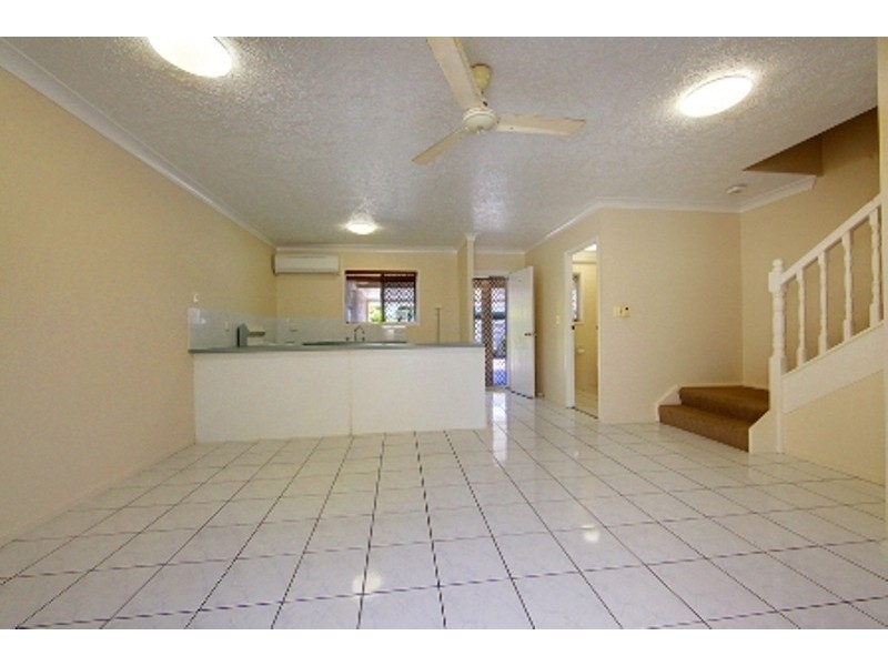 3/25 Cavendish Street, Pimlico QLD 4812