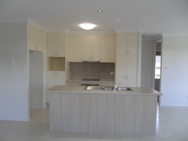 9 Roosevelt Loop, Mount Louisa QLD 4814