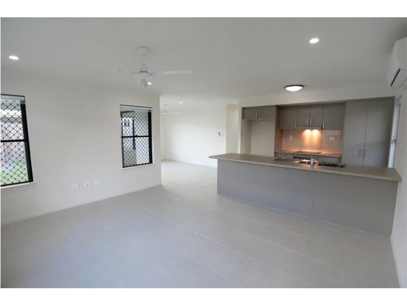 7 Warrill Place, Kelso QLD 4815