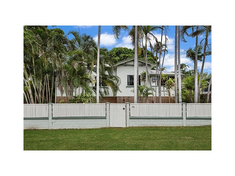 34 Philp Street, Hermit Park QLD 4812