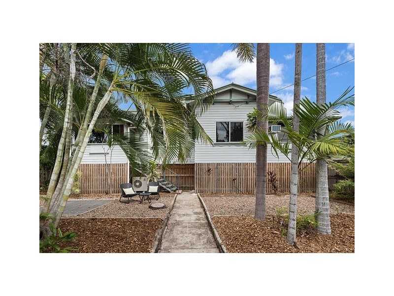 34 Philp Street, Hermit Park QLD 4812