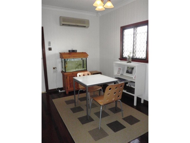 10 Carmody Street, Hermit Park QLD 4812