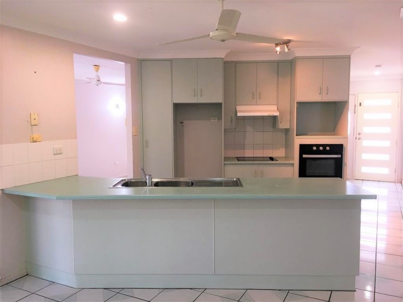 10 Coral Sea Crescent, Wulguru QLD 4811