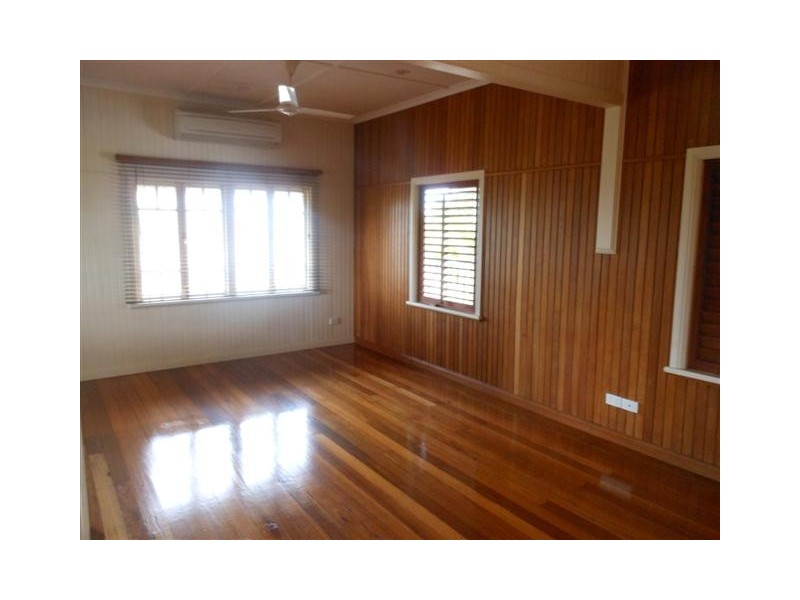 5 Urquhart Street, Currajong QLD 4812