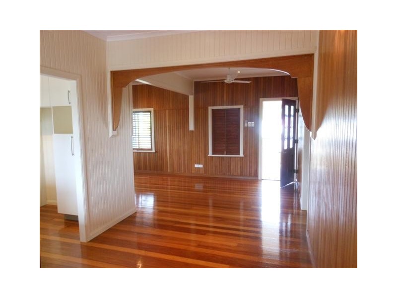 5 Urquhart Street, Currajong QLD 4812