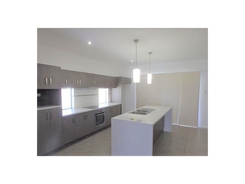 10 Corymbia Avenue, Bohle Plains QLD 4817